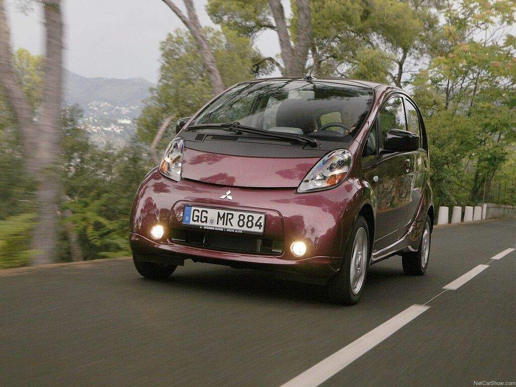 Tappetini per Mitsubishi i-MiEV 2010 - 2020