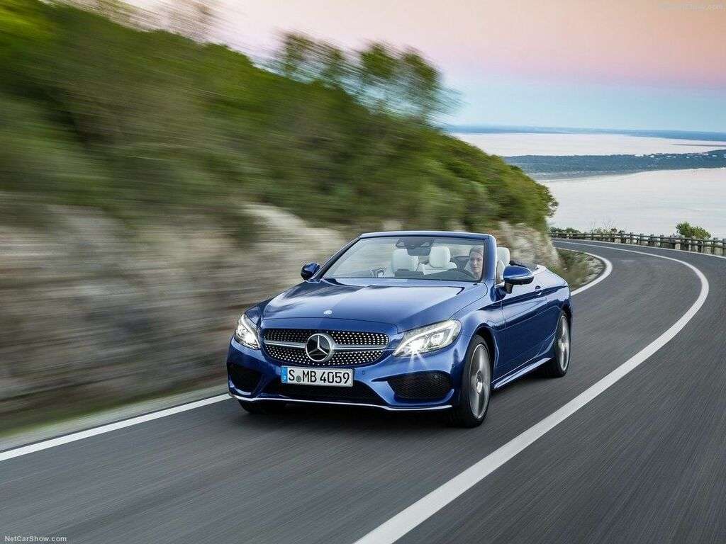 Tappetini per Mercedes Classe C A205 2016 - 2024