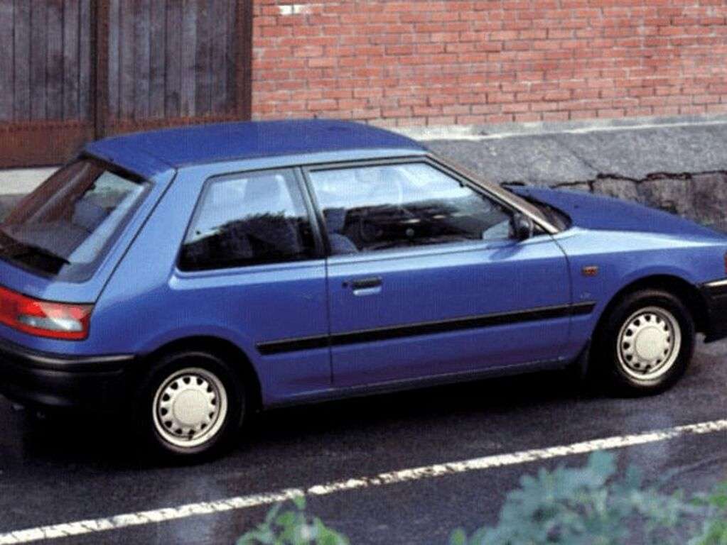 Tappetini per Mazda 323 1994 - 1998