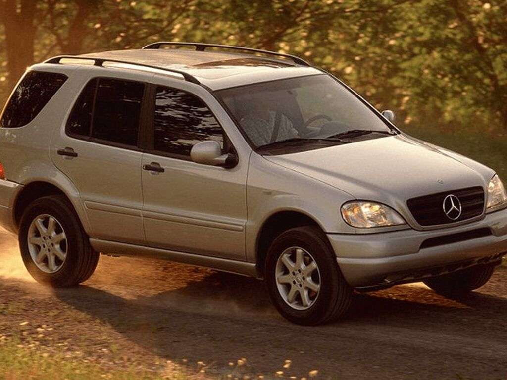 Tappetini per Mercedes Classe M W163 1997 - 2005