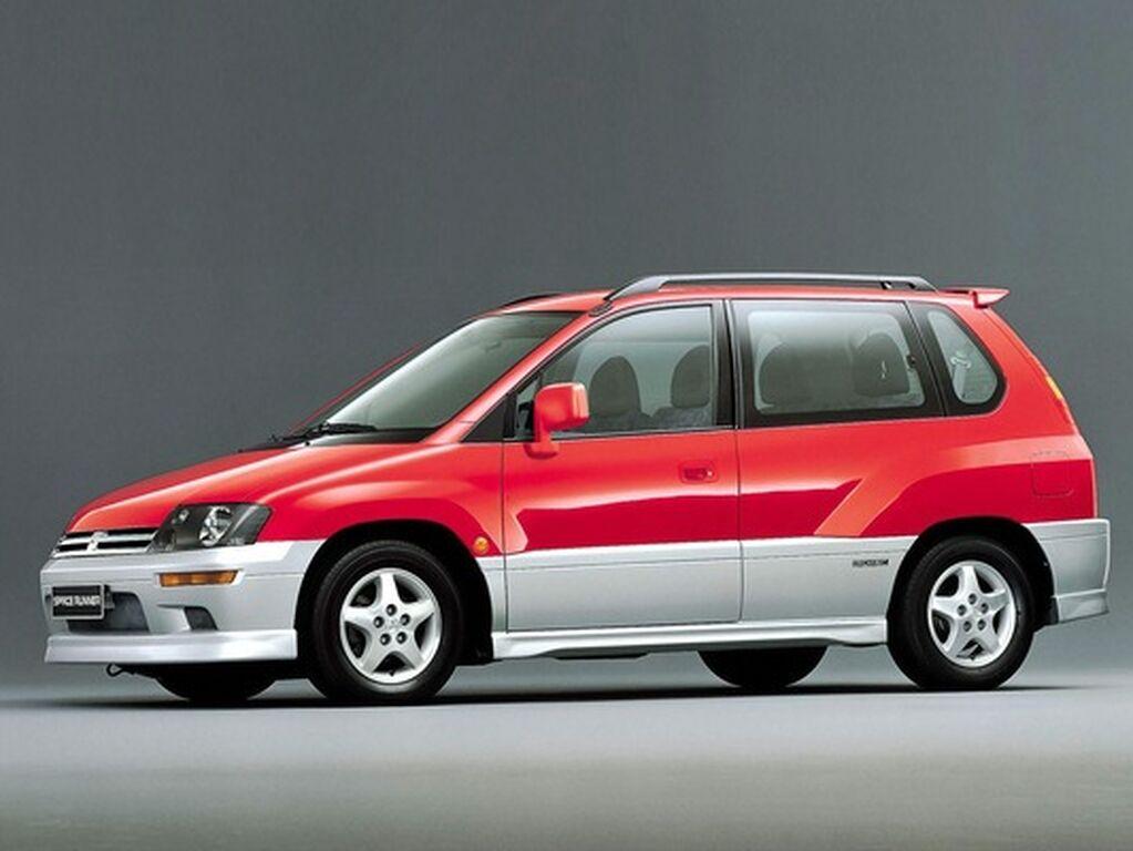 Tappetini per Mitsubishi Space Runner 1999 - 2002