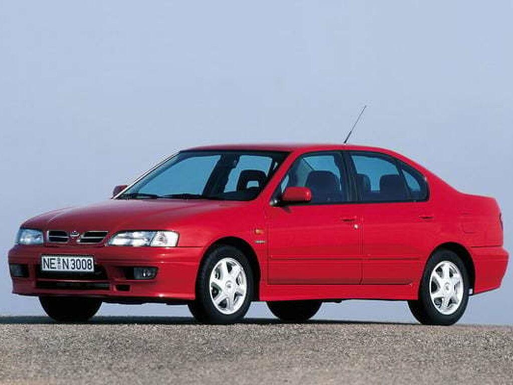 Tappetini per Nissan Primera 1990 - 1996