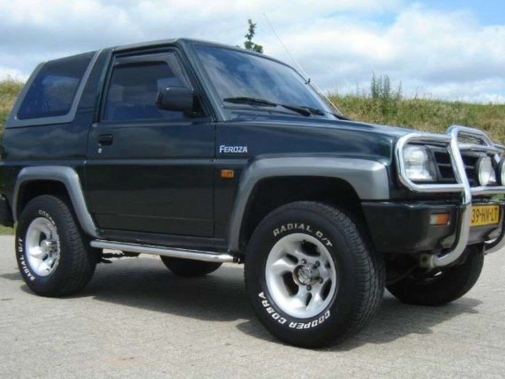 Tappetini per Daihatsu Feroza 1989 - 1999