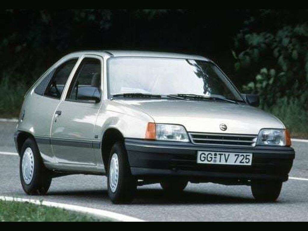 Tappetini per Opel Kadett 1984 - 1991