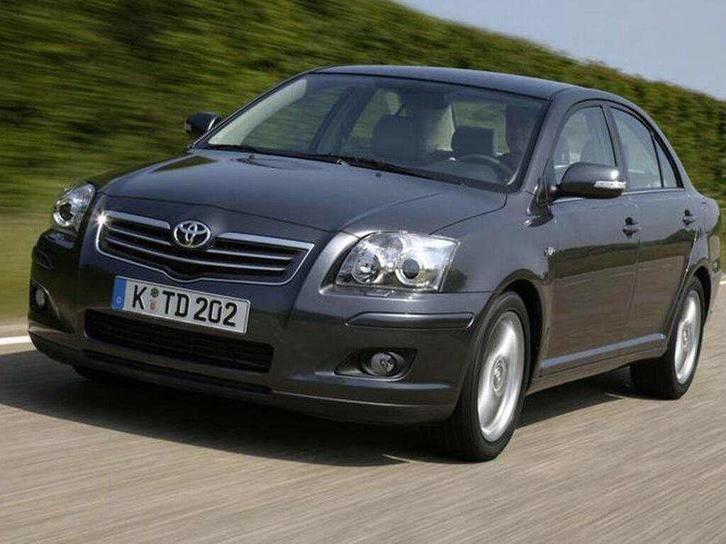 Tappetini per Toyota Avensis 2003 - 2006