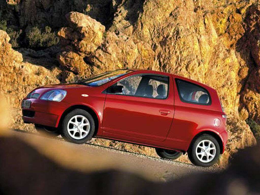 Tappetini per Toyota Yaris 1999 - 2006