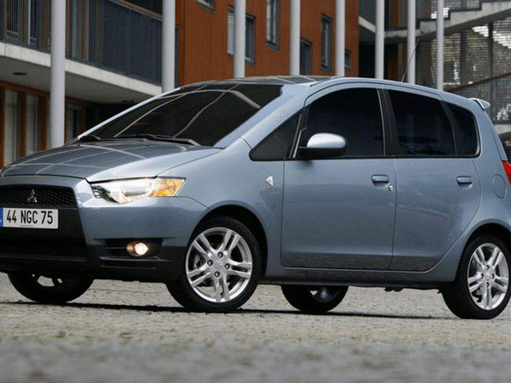 Tappetini per Mitsubishi Colt 2008 - 2012