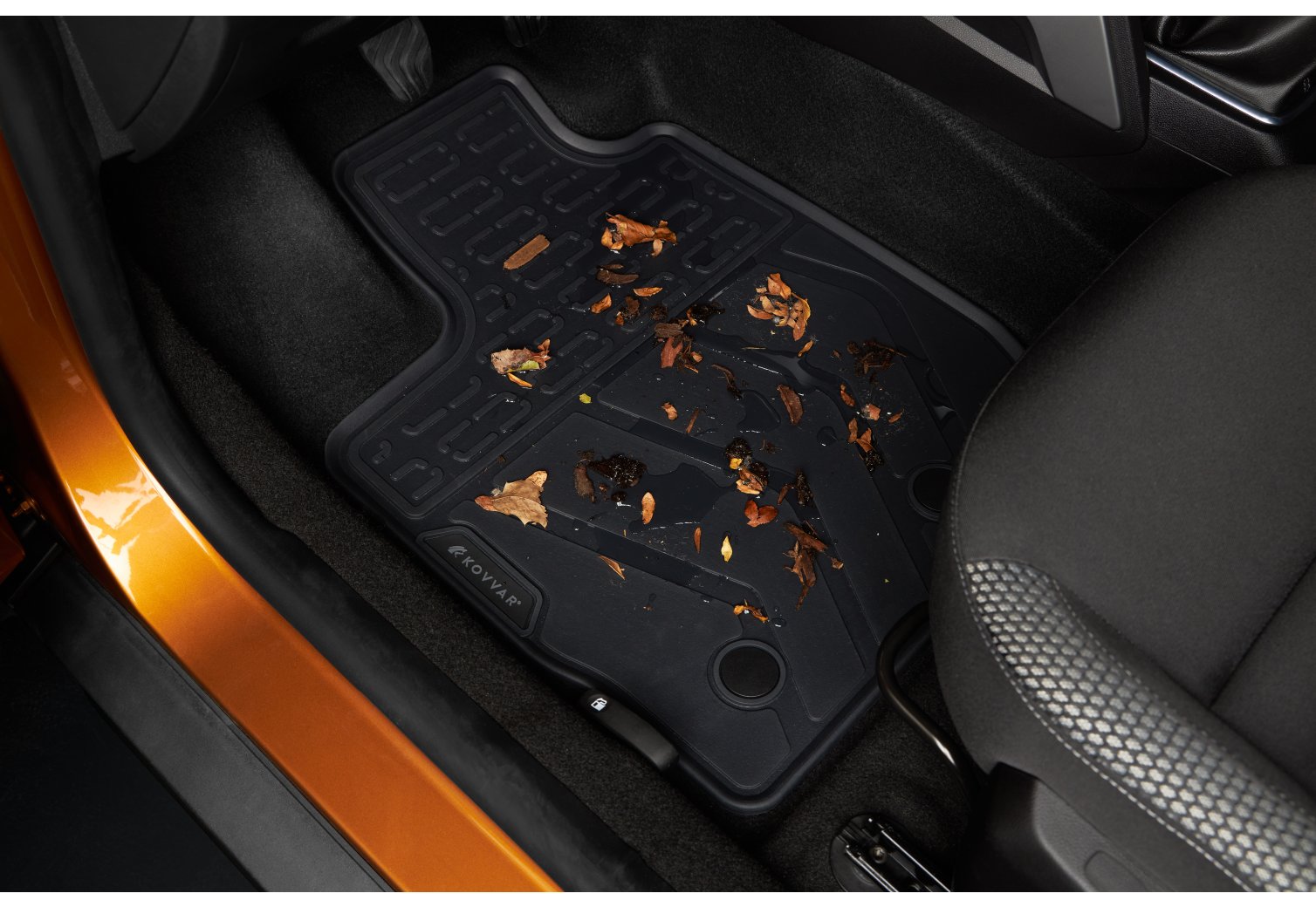 Tappetini compatibili per 500X dal 2014 - con clip , 1 logo ricamato e  battitacco, per Autovettura : : Auto e Moto