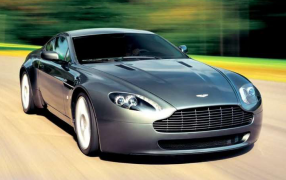 Tappetini per Aston Martin  V8 Vantage. 