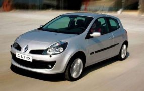 Set: tappetini in TPE + tappetino per bagagliaio per Renault Clio IV  Hatchback (10.2012-08.2019) - Aristar - Guardliner