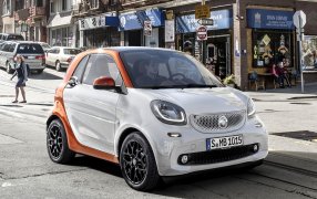Tappetini SMART FORTWO CITY COUPE w453 dal BJ 2015 Bianco bagagliaio Set 